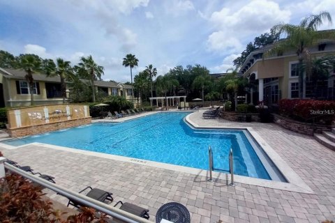 Condo in Tampa, Florida, 2 bedrooms № 2225918 - photo 5