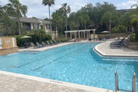 Condo in Tampa, Florida, 2 bedrooms № 2225918 - photo 4