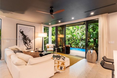 Купить кондоминиум в Майами, Флорида 4 спальни, 247.58м2, № 1932818 - фото 6