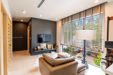 Купить кондоминиум в Майами, Флорида 4 спальни, 247.58м2, № 1932818 - фото 20