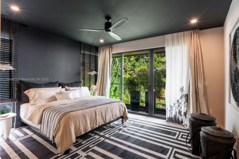 Купить кондоминиум в Майами, Флорида 4 спальни, 247.58м2, № 1932818 - фото 15