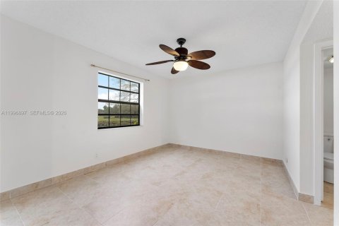 Apartment in Boca Raton, Florida 3 bedrooms, 109.44 sq.m. № 2058535 - photo 24