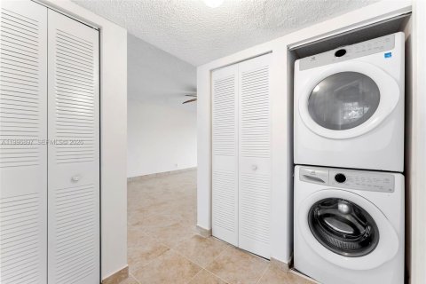 Apartment in Boca Raton, Florida 3 bedrooms, 109.44 sq.m. № 2058535 - photo 13