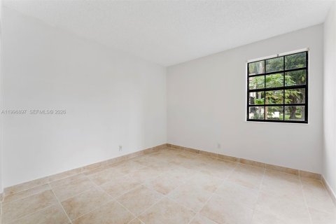 Apartment in Boca Raton, Florida 3 bedrooms, 109.44 sq.m. № 2058535 - photo 12