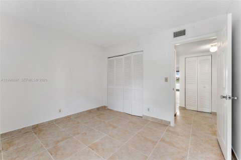 Apartment in Boca Raton, Florida 3 bedrooms, 109.44 sq.m. № 2058535 - photo 15