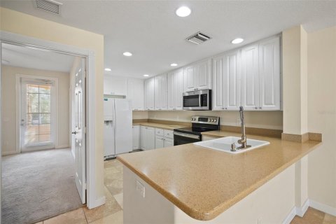 Townhouse in Sarasota, Florida 3 bedrooms, 171.5 sq.m. № 1537072 - photo 7