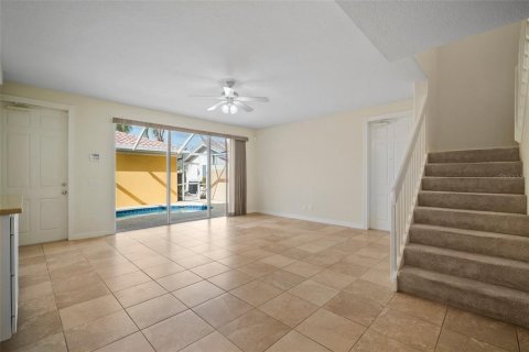 Townhouse in Sarasota, Florida 3 bedrooms, 171.5 sq.m. № 1537072 - photo 5