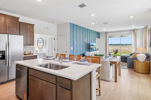 Casa en venta en Wildwood, Florida, 2 dormitorios, 149.94 m2 № 2205503 - foto 3