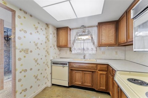 Copropriété à vendre à Lauderdale-by-the-Sea, Floride: 2 chambres, 93.09 m2 № 2007515 - photo 6