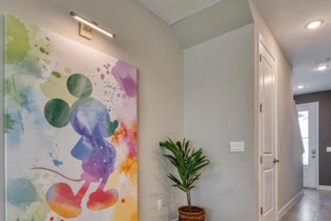 Adosado en venta en Kissimmee, Florida, 4 dormitorios, 196.21 m2 № 2102625 - foto 2