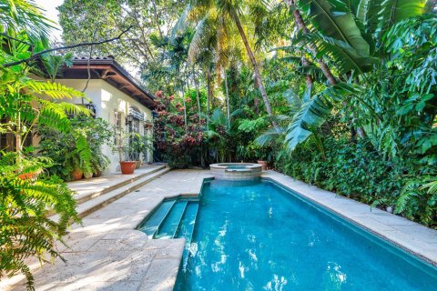 Touwnhouse à vendre à Palm Beach, Floride: 4 chambres, 427.63 m2 № 2407960 - photo 16