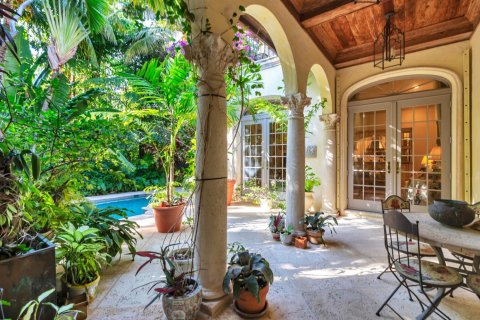Touwnhouse à vendre à Palm Beach, Floride: 4 chambres, 427.63 m2 № 2407960 - photo 13