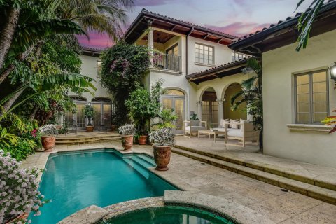 Touwnhouse à Palm Beach, Floride 4 chambres, 427.63 m2 № 2407960