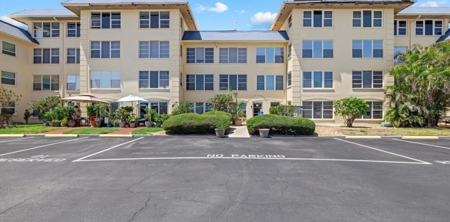 Condominio en Longboat Key, Florida, 2 dormitorios № 1657602