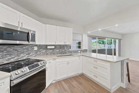Condo à Royal Palm Beach, Floride, 2 chambres  № 2251570