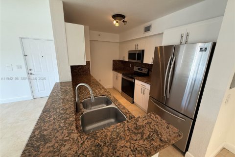 Condominio en alquiler en Homestead, Florida, 3 dormitorios, 104.61 m2 № 1999783 - foto 3