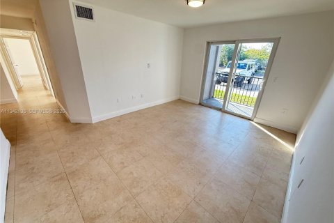 Condominio en Homestead, Florida, 3 dormitorios  № 1999783