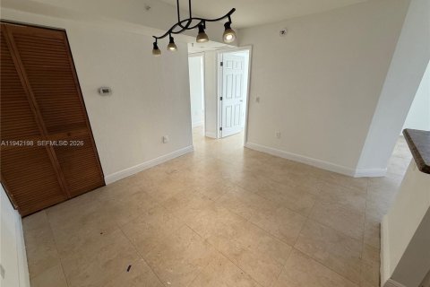 Condominio en alquiler en Homestead, Florida, 3 dormitorios, 104.61 m2 № 1999783 - foto 11