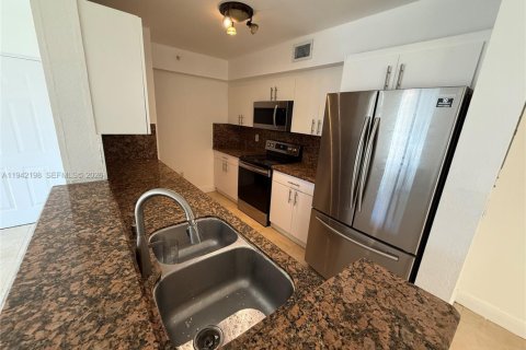 Condominio en alquiler en Homestead, Florida, 3 dormitorios, 104.61 m2 № 1999783 - foto 6