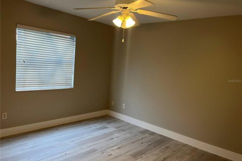 Condo in Altamonte Springs, Florida, 2 bedrooms  № 1817441 - photo 11