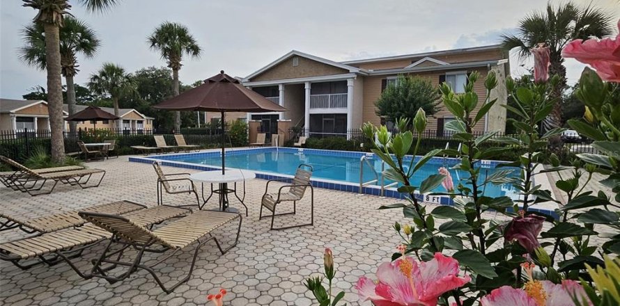 Condo in Altamonte Springs, Florida, 2 bedrooms № 1817441