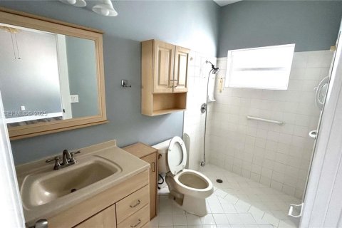 Снять в аренду виллу или дом в Пемброк-Пайнс, Флорида 3 спальни, 141.77м2, № 1986142 - фото 16