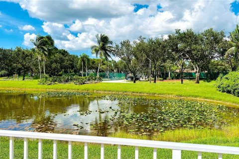 Снять в аренду виллу или дом в Пемброк-Пайнс, Флорида 3 спальни, 141.77м2, № 1986142 - фото 29