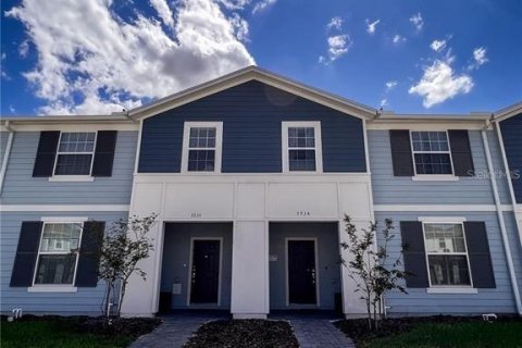 Townhouse in Davenport, Florida 5 bedrooms, 212.1 sq.m. № 1629651 - photo 1