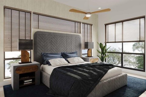 Townhouse in Saint Petersburg, Florida 3 bedrooms, 196.77 sq.m. № 2150776 - photo 12