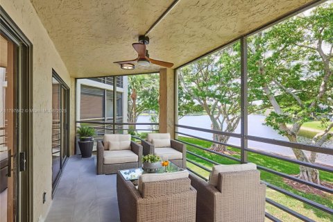 Condo in Boynton Beach, Florida, 2 bedrooms № 2016976 - photo 7