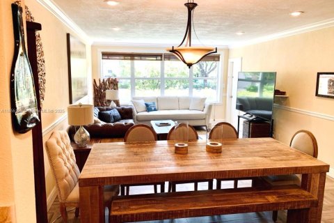 Condo in Hallandale Beach, Florida, 1 bedroom  № 1874821 - photo 26