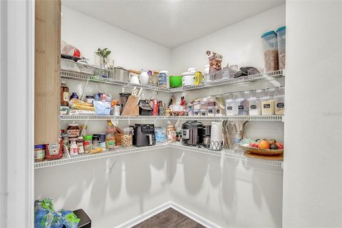 House in Bunnell, Florida 4 bedrooms, 179.49 sq.m. № 1852670 - photo 8