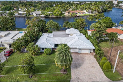 Casa en venta en Fort Lauderdale, Florida, 4 dormitorios, 214.33 m2 № 2055507 - foto 3