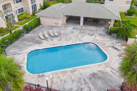 Copropriété à vendre à Coral Springs, Floride: 3 chambres, 117.06 m2 № 1860146 - photo 22