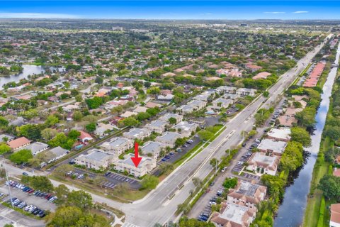 Copropriété à vendre à Coral Springs, Floride: 3 chambres, 117.06 m2 № 1860146 - photo 21