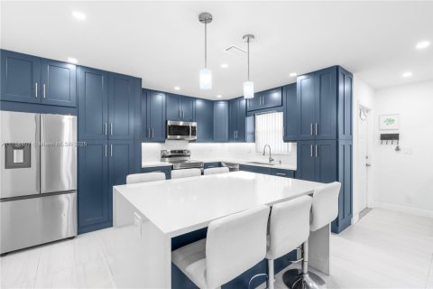 Copropriété à vendre à Coral Springs, Floride: 3 chambres, 117.06 m2 № 1860146 - photo 6