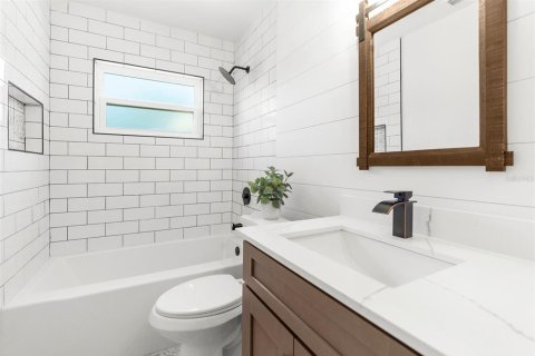 Casa en venta en Hudson, Florida, 3 dormitorios, 155.7 m2 № 1893819 - foto 21
