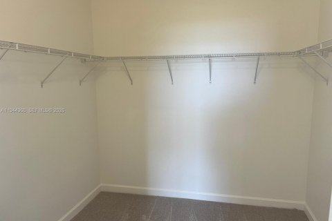 Townhouse in Miami, Florida 3 bedrooms, 157.47 sq.m. № 2001579 - photo 12