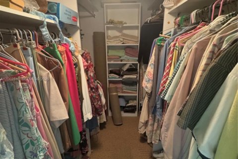 Condo in Hollywood, Florida, 2 bedrooms  № 2068045 - photo 14