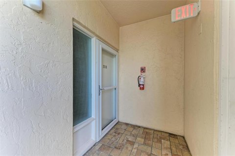 Condominio en venta en Sarasota, Florida, 2 dormitorios, 107.77 m2 № 2226251 - foto 4