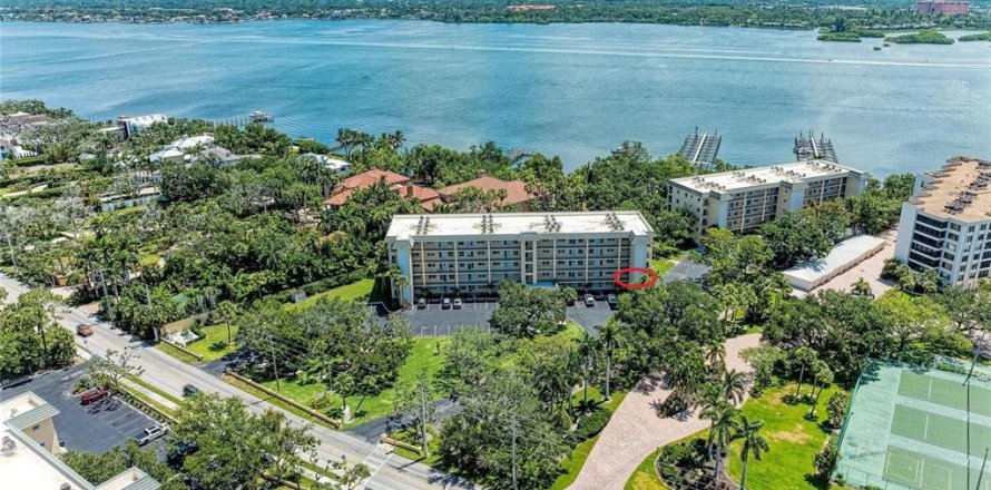 Condominio en Sarasota, Florida, 2 dormitorios № 2226251