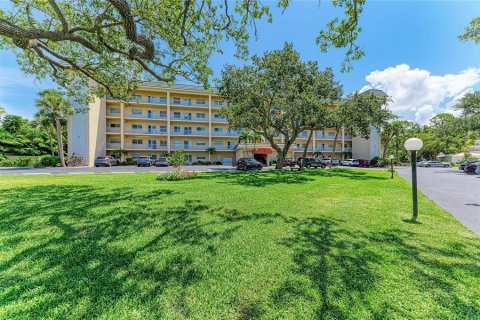 Condominio en venta en Sarasota, Florida, 2 dormitorios, 107.77 m2 № 2226251 - foto 2