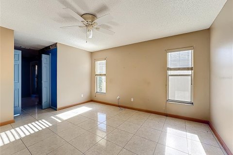 House in Kissimmee, Florida 3 bedrooms, 149.29 sq.m. № 1884614 - photo 12
