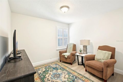 House in Tampa, Florida 6 bedrooms, 302.68 sq.m. № 1679739 - photo 25