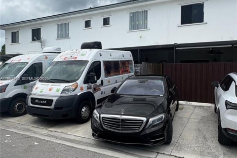 Adosado en alquiler en Homestead, Florida, 3 dormitorios, 135.92 m2 № 2006667 - foto 10