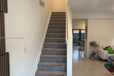 Adosado en alquiler en Homestead, Florida, 3 dormitorios, 135.92 m2 № 2006667 - foto 14