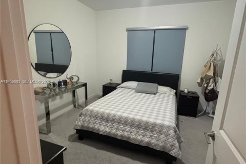 Adosado en alquiler en Homestead, Florida, 3 dormitorios, 135.92 m2 № 2006667 - foto 15