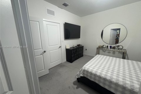 Adosado en alquiler en Homestead, Florida, 3 dormitorios, 135.92 m2 № 2006667 - foto 16