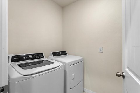 Apartment in Leesburg, Florida 3 bedrooms, 148.92 sq.m. № 1786271 - photo 15