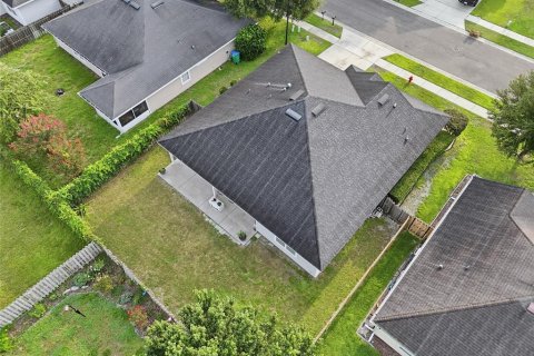 House in High Springs, Florida 4 bedrooms, 166.02 sq.m. № 2204241 - photo 3
